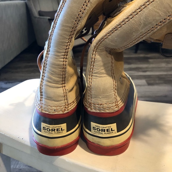 SOREL ®️ Woman’s Winter Boot - Picture 2 of 5